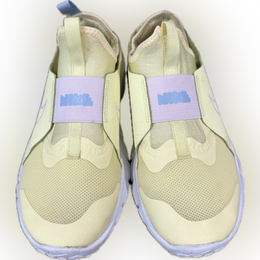 Nike Kids Yellow Flex Runners